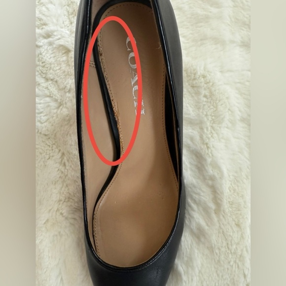 👠 COACH Black Studded Pointed Toe Leather High Heel Pumps Size 8 - Picture 11 of 15